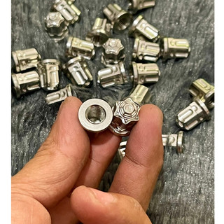 Tán inox 304 salaya s3 6li, 7li, 8li bít đầu gắn cho xe máy.....