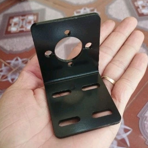 Giá đỡ mô tơ 775