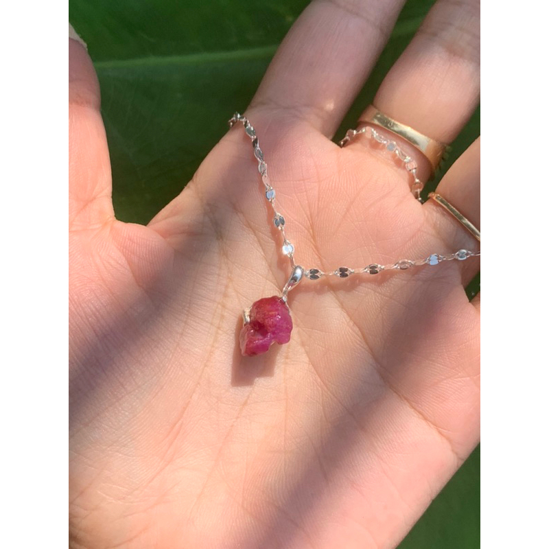 dây chuyền bạc ta tinh thể đá ruby yên bái