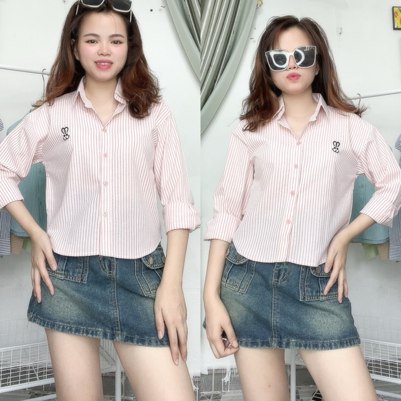 Áo sơmi croptop kẻ sọc phong cách Hàn Quốc