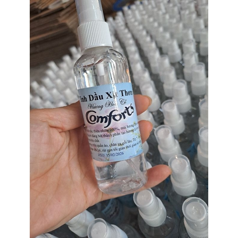 xịt comfor hoa cỏ xả vải khô 100ml