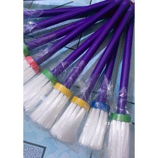 Cây Cọ Chà Rửa Toilet Và Lốc Sên Xe