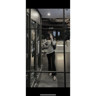 Áo thun cổ buộc chiết eo