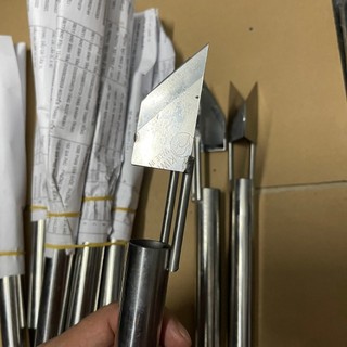 Dao cắt mắt thơm