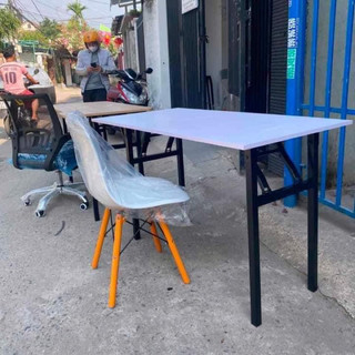 💐💐 BÀN GỖ CHÂN SẮT GẤP GỌN ( nhận shi lắp tận nơi)