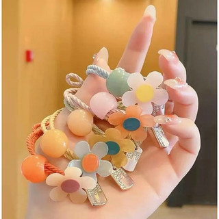 Buộc tóc hoa to hạt tròn cho mẹ và bé