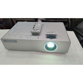 Sales máy chiếu panasonic pt-LB75