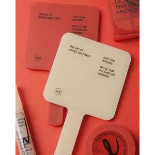 Gương Cầm Tay 3CE Square Hand Mirror