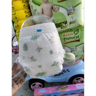1 bịch tã Kitin Natural, đủ size Dán và Quần