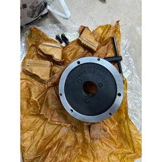 Mâm cặp 3 chấu máy tiện phi 160mm ( K11-160 )