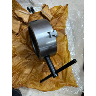Mâm cặp 3 chấu máy tiện phi 160mm ( K11-160 )