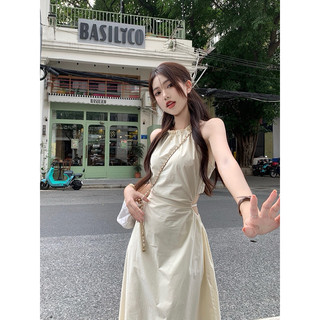 Đầm maxi cổ yếm hở lưng viền tua rua