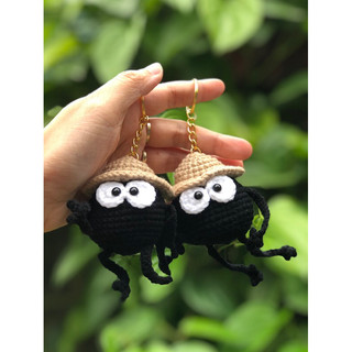 Bồ hóng dễ thương bằng len sợi- Móc khoá len