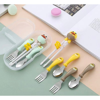 Bộ đũa thìa nĩa cao cấp tập ăn cho bé hình gà đáng yêu có hộp đựng tiện lợi đi du lịch đi chơi