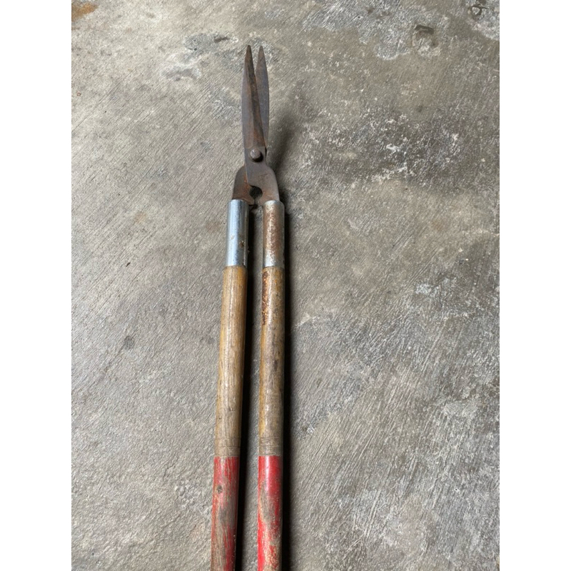 KÉO CẮT BỜ RÀO (HÀNG BÃI)