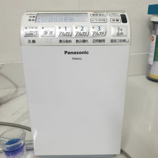Máy lọc nước điện giải ion kiềm Nhật Bản Panasonic TK8032