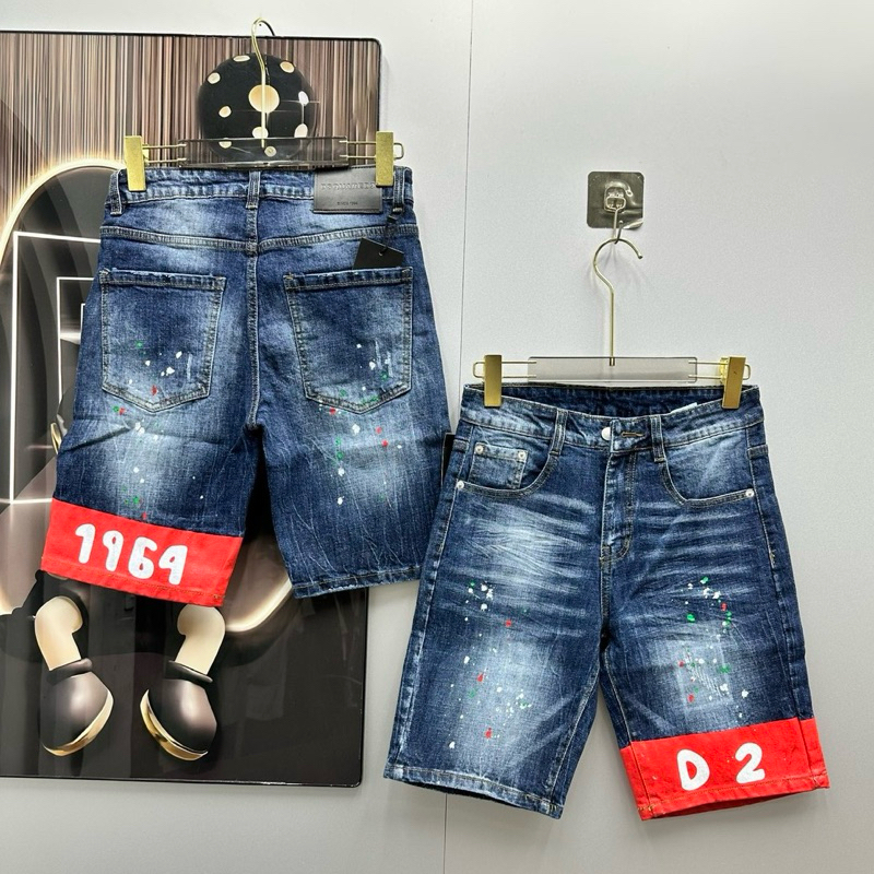 Quần short bò ngố nam DSQ xanh trơn vảy sơn phối 1 bên ống in vạch đỏ chữ D2 1964 dáng boy phố