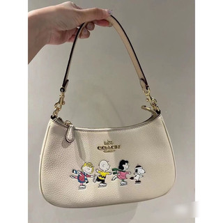 Túi coach teri hoạ tiết snoopy