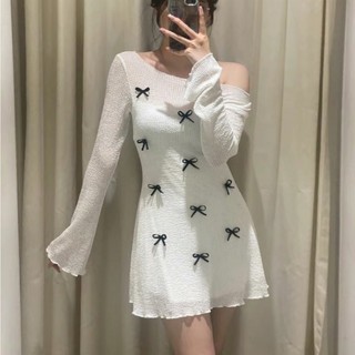 Đầm Lưới Tay Dài Loe Dáng Ngắn Đính Nhiều Nơ