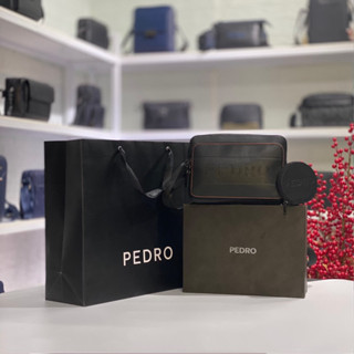 Túi nam đeo chéo Pedro logo chữ to kèm túi tròn nhỏ cá tính size 25