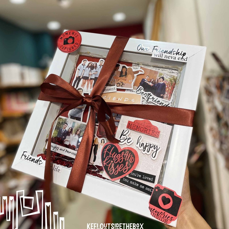 Khung Pop Up ảnh nổi tone đỏ
