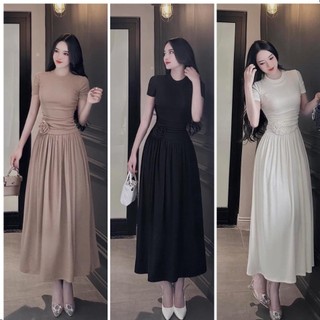 Đầm body tay ngắn đính hoa eo dáng xoè dài