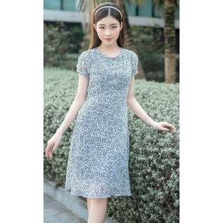 Đầm ngắn tay hoa nhí vải voan hàn ChaChy CC40