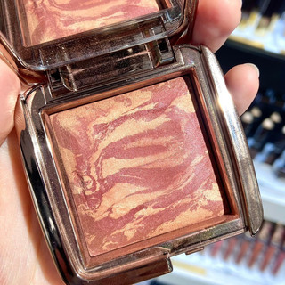 Phấn má Hourglass Ambient Lighting Blush Lumiere