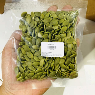 Hạt bí nhân bóc vỏ chưa rang 100gr