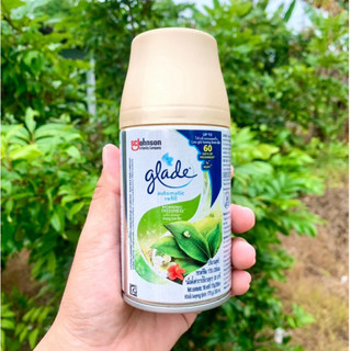 (Chai) Lõi thay thế cho máy xịt phòng tự động Glade hương Sớm Mai 269ml/175g