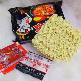 Mì cay samyang đen Hàn Quốc 32k/gói