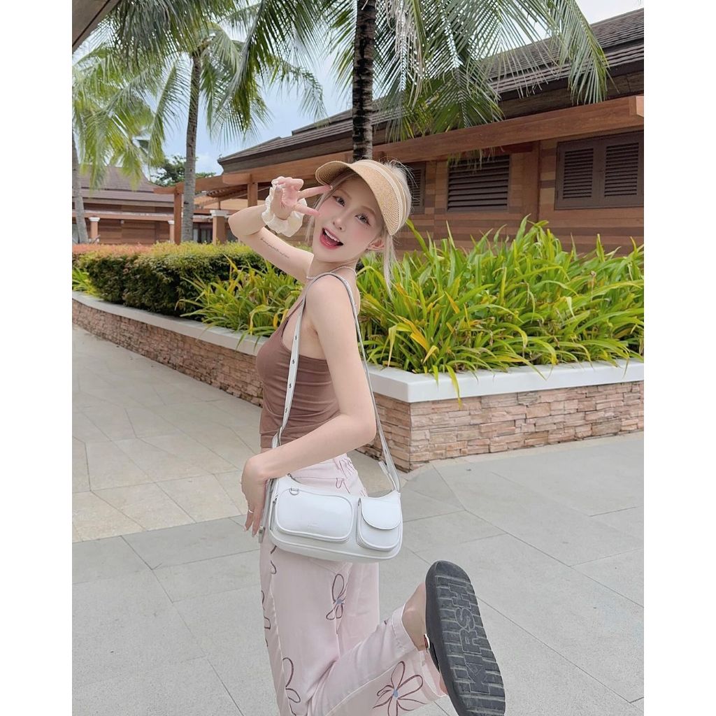 Túi xách Find Kapoor Belty Pocket Bag 25