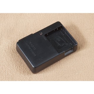 Sạc pin Casio NP-80