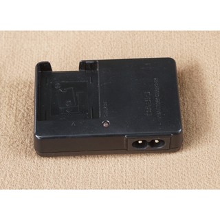 Sạc pin Casio NP-80