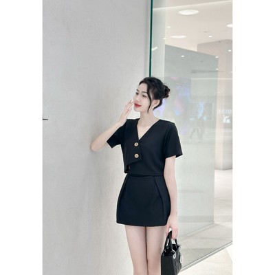 YU CHERRY | Áo blazer nữ, áo khoác tay ngắn, áo khoác croptop nữ lệch tà Cross Button Crop Top YA486
