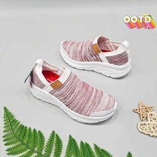 Giày Slip On skechers nối chuyền