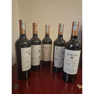 NORTON BARREL SELECT MERLOT  (VANG ĐỎ ACHENTINA)
