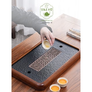 Khay trà vân gỗ mặt đá đen không gian trà đạo, phòng khách, kèm bộ phụ kiện thoát nước chắc chắn độ bền cao