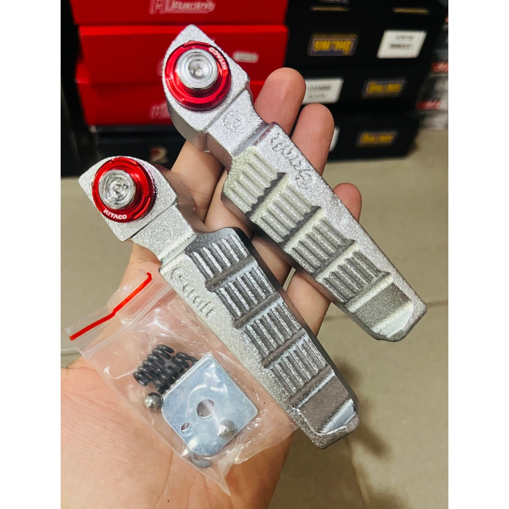 Gác chân sau takegawa tặng kèm ốc salaya, long đền cho các dòng xe