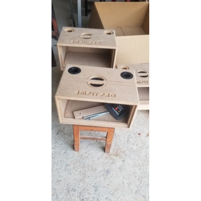 vỏ thùng thô amply 19x38 đủ phụ kiện