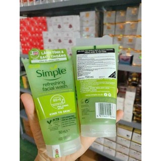 Sữa rửa mặt Simple 150ml cho da nhạy cảm
