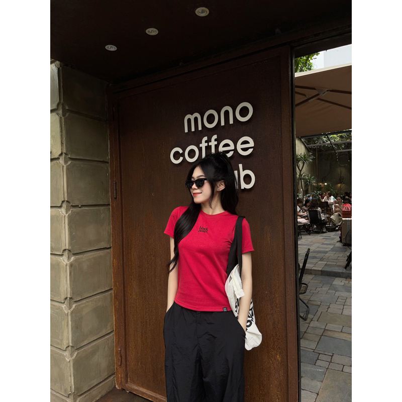 Áo Thun Nữ Baby Tee JUSTDUN B1 – Thêu “BLACK PEARL”, Chất Cotton Mềm Mịn, Co Giãn Nhẹ, Form Gọn Trẻ Trung | BigBuy360 - bigbuy360.vn