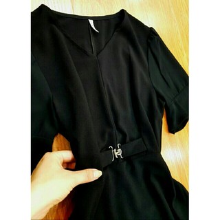 Đầm đen xòe dáng dài sz M