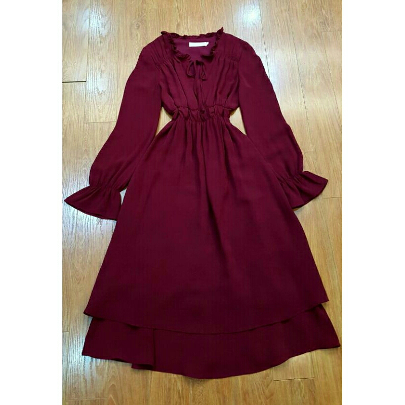 Đầm đỏ đô sz M