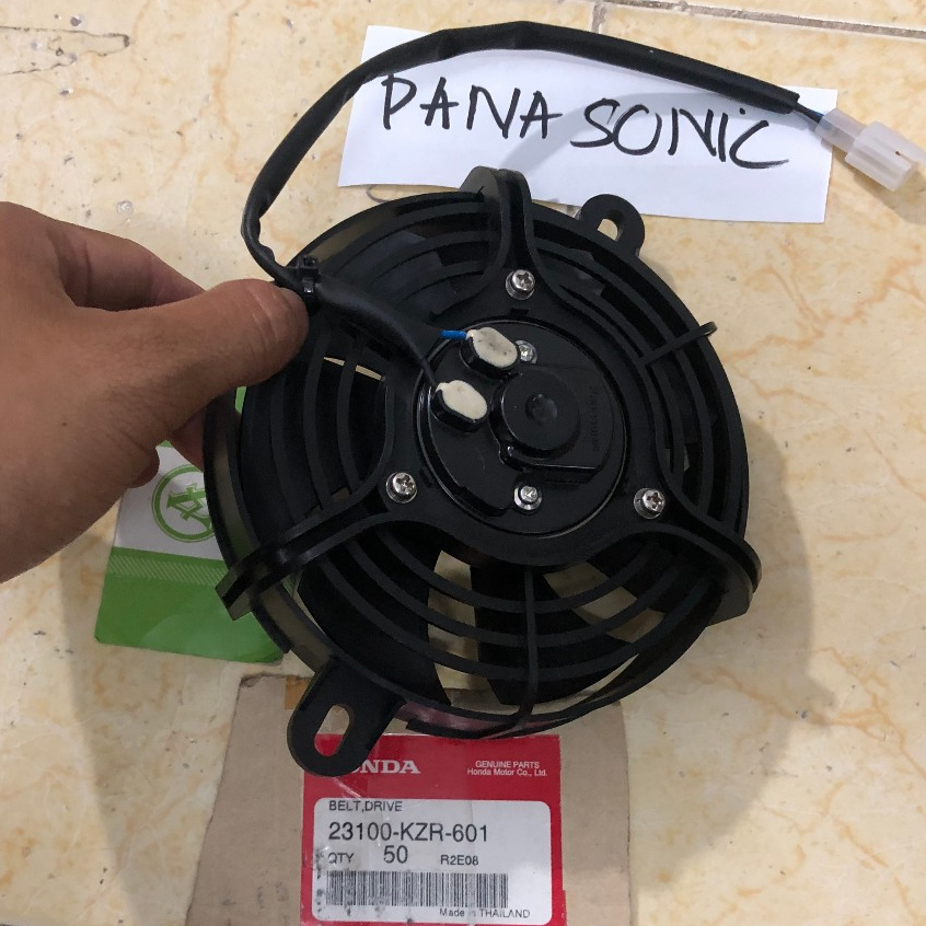 1 Quạt gió(quạt két nước) SH Ý / DYLAN thương hiệu PANASONIC ( đường kính 17 cm )