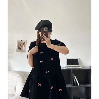 Đầm nhung đính nơ trendy