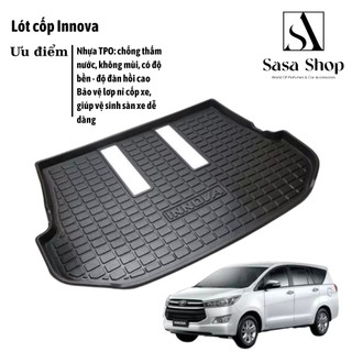 Lót cốp nhựa theo xe Innova các đời