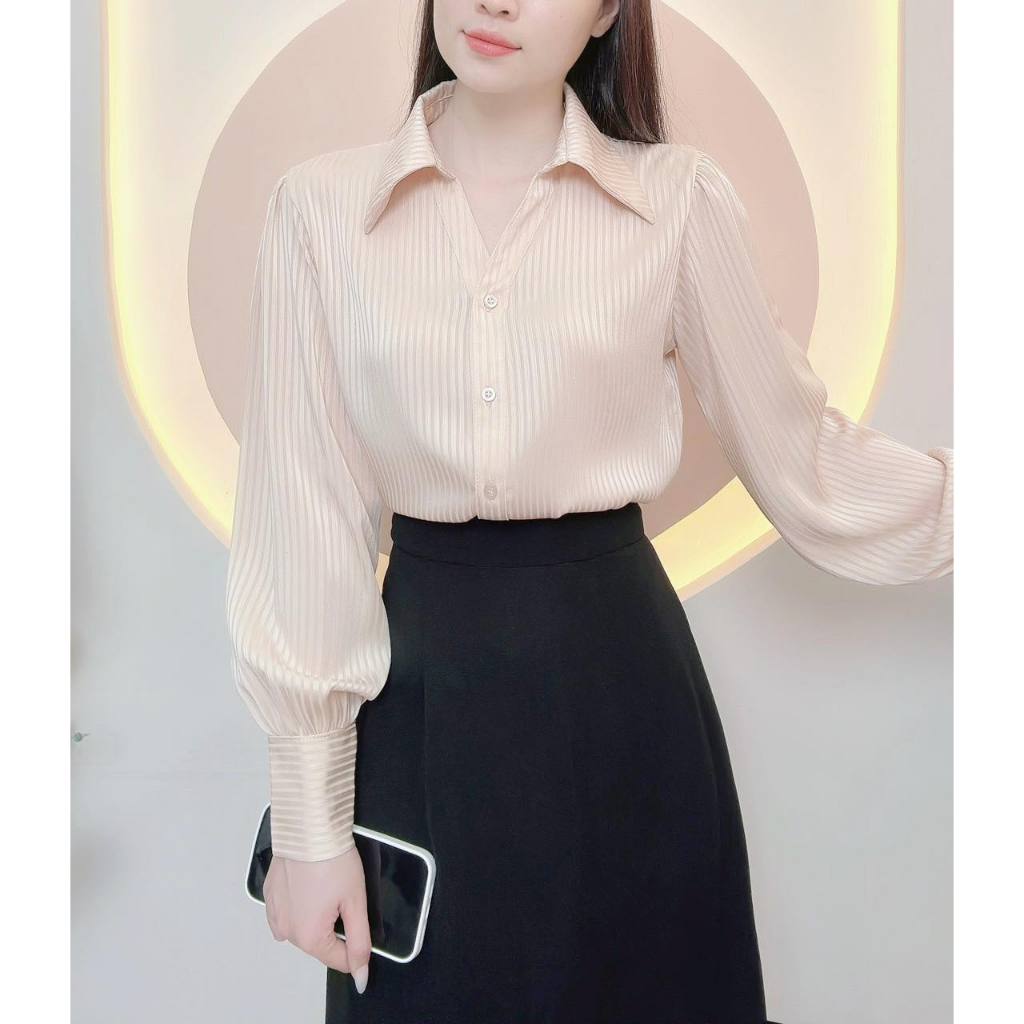 Áo sơ mi nữ thiết kế tơ tằm sọc cao cấp cổ V sang trong chất liệu mềm mát LAMO-B1243 | BigBuy360 - bigbuy360.vn