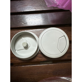 Nắp luồn dây điện bàn làm việc, nắp vi tính 5-6cm