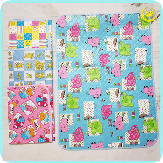 Chiếu lót nhựa thay tã bỉm cho bé chống thấm 50x60cm